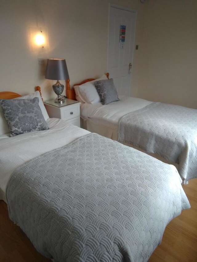 Отели типа «постель и завтрак» Knockanroe House Каслтаунбер-14